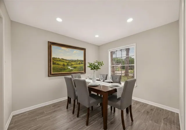 5th image of 7627 Green Lawn Dr, Houston, TX 77088 | MLS# 93211413