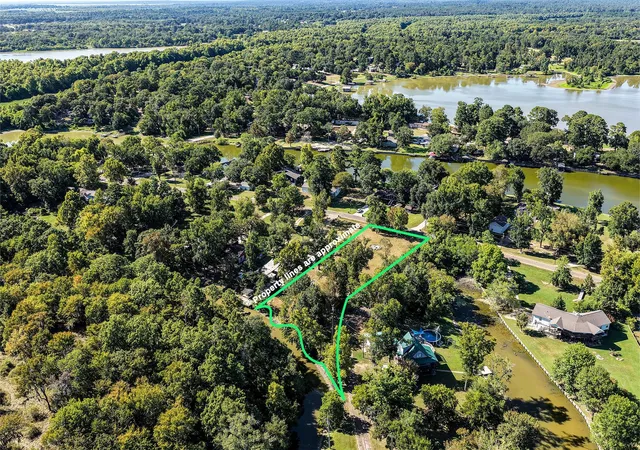 Photo 2 of Land for sale at 26 Lake View Dr, Huntsville, TX 77320 | MLS# 47073729 | Listing updated on 2026-09-02