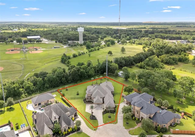 1st image of 3020 Bridle Path, Friendswood, TX 77546 | MLS# 23116950