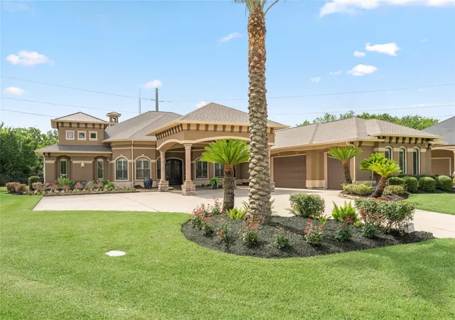 2nd image of 3020 Bridle Path, Friendswood, TX 77546 | MLS# 23116950