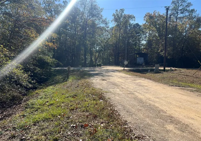 Photo 4 of Land for sale at 126 Moonlite Dr, Livingston, TX 77351 | MLS# 16666473 | Listing updated on 2026-04-14