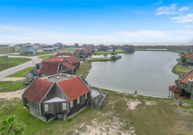 Homes for sale in Matagorda, TX | 118 Private Road 640, Matagorda, TX 77457 | MLS# 54759451