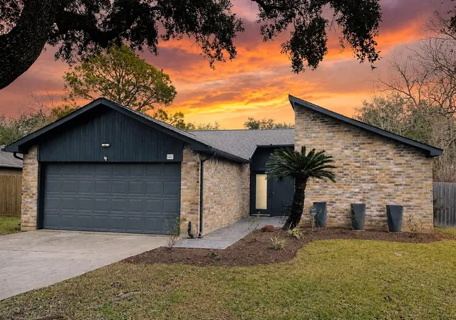 Photo 1 of Single family home for sale at 3007 Whetrock Ln, Sugar Land, TX 77479 | MLS# 74069632 | Listing updated on 2026-07-18