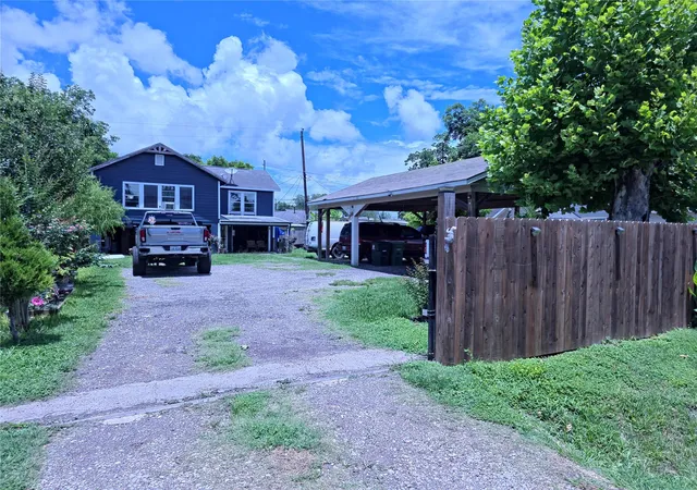Photo 1 of Single family home for sale at 2413 Lynnfield St, Houston, TX 77093 | MLS# 59111190 | Listing updated on 2026-06-12