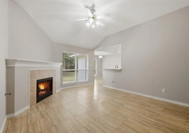 4th image of 413 Brentwood Dr E, College Station, TX 77840 | MLS# 93825098