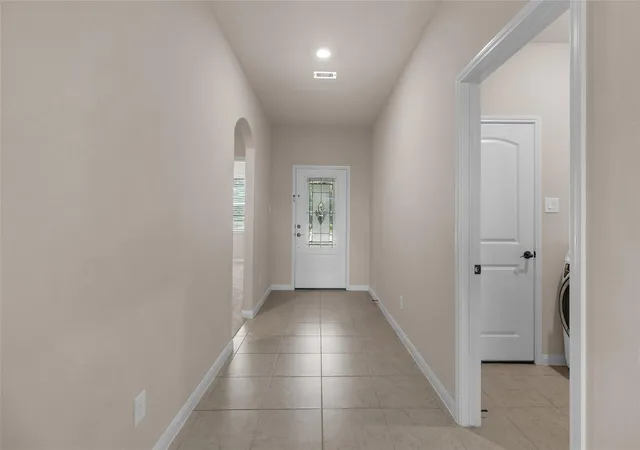 Photo 3 of Sale Pending at 7730 Boulder Sunstone Ln, Conroe, TX 77304 | MLS# 30501917 | Listing updated on 2026-09-02