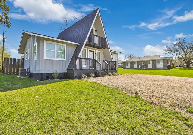 2nd image of 105 Primrose, Livingston, TX 77351 | MLS# 79819644