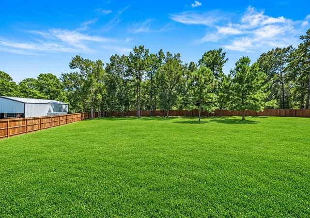4th image of 643 Southcreek Park, Livingston, TX 77351 | MLS# 75662930