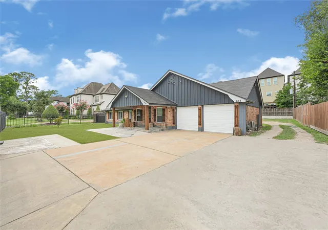 3rd image of 1613 Wycliffe Dr, Houston, TX 77043 | MLS# 43220850