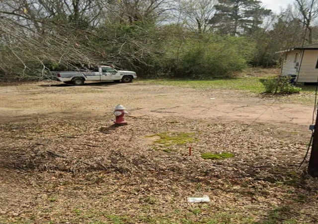 2nd image of 910 Lizzie Ln, Tomball, TX 77375 | MLS# 26054934