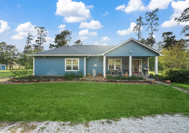 3rd image of 94 Fm 3179 Rd, Huntsville, TX 77340 | MLS# 42370580