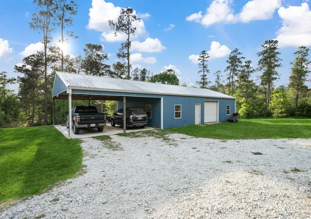 4th image of 94 Fm 3179 Rd, Huntsville, TX 77340 | MLS# 42370580