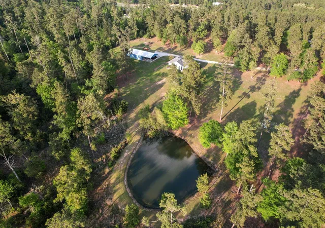 5th image of 94 Fm 3179 Rd, Huntsville, TX 77340 | MLS# 42370580