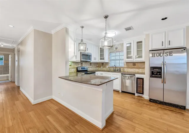 Homes for sale in Galveston, TX | 1110 64Th St, Galveston, TX 77551 | MLS# 44263506
