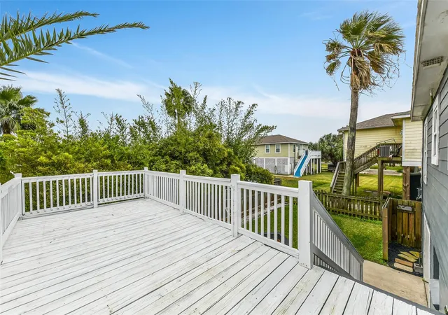 Homes for sale in Galveston, TX | 1110 64Th St, Galveston, TX 77551 | MLS# 44263506
