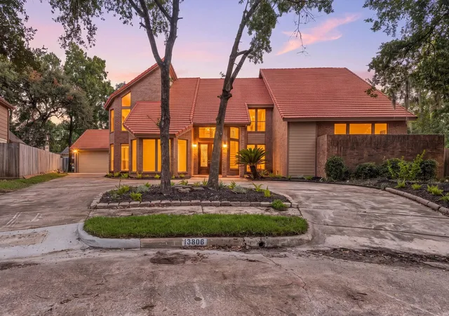1st image of 13806 Wilde Forest Ct, Sugar Land, TX 77498 | MLS# 6763477