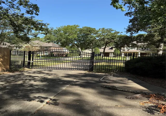 6th image of 14107 Kellywood Ln, Houston, TX 77079 | MLS# 52250546