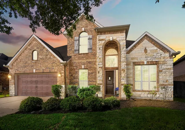 Photo 1 of Sale Pending at 6815 Cottonwood Crst Ln, Katy, TX 77493 | MLS# 27402097 | Listing updated on 2026-08-31