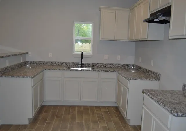 2nd image of 327 Delaware St #A, Houston, TX 77029 | MLS# 42130819