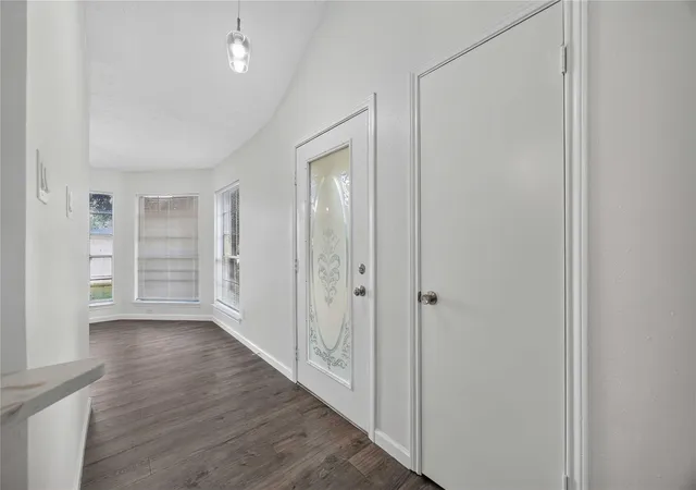 Photo 3 of Single family home for sale at 10727 Kentington Oak Dr, Humble, TX 77396 | MLS# 26119690 | Listing updated on 2026-09-15