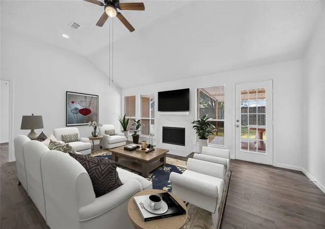Photo 3 of Single family home for sale at 10727 Kentington Oak Dr, Humble, TX 77396 | MLS# 26119690 | Listing updated on 2026-09-15