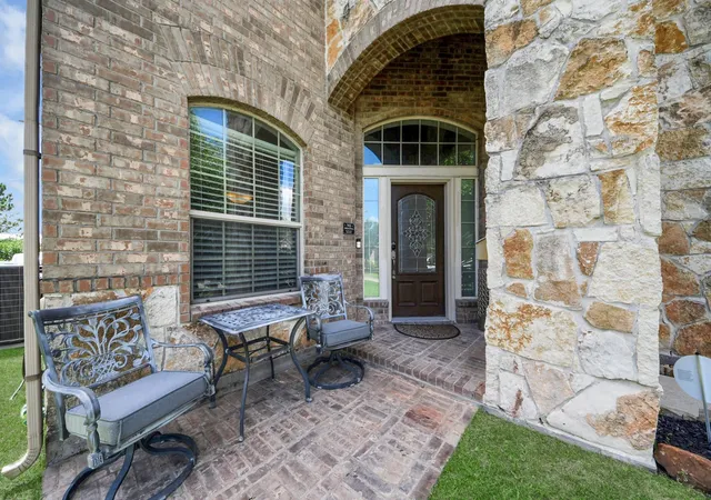 Photo 4 of Single family home for sale at 8519 E Windhaven Ter Trl, Cypress, TX 77433 | MLS# 77698001 | Listing updated on 2026-09-20