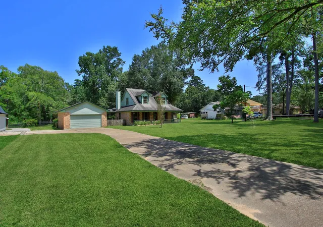 Photo 2 of Single family home for sale at 31610 Debbi Ln, Magnolia, TX 77355 | MLS# 85539966 | Listing updated on 2026-09-17