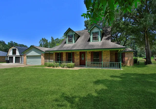 Photo 3 of Single family home for sale at 31610 Debbi Ln, Magnolia, TX 77355 | MLS# 85539966 | Listing updated on 2026-09-17