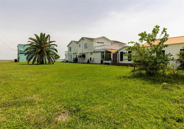 3rd image of 1917 Avenue A, Dickinson, TX 77539 | MLS# 62248702