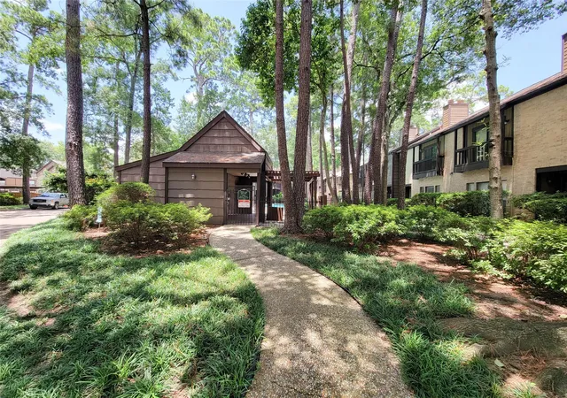 28th image of 11711 Memorial Dr #565, Houston, TX 77024 | MLS# 25583658