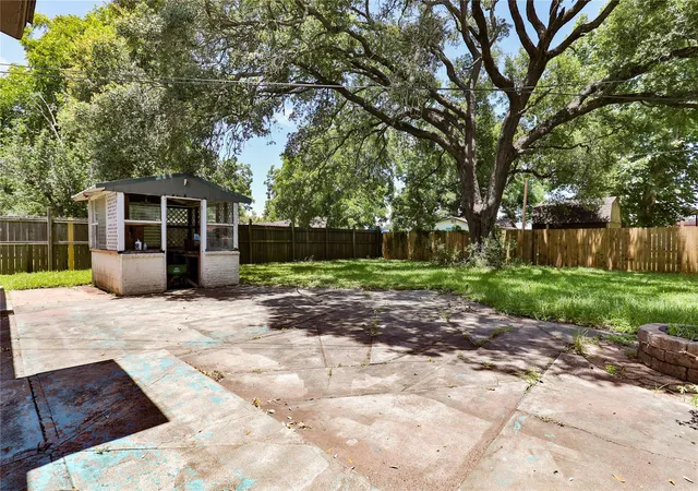 Homes for sale in Sweeny, TX | 1202 Mac Dr, Sweeny, TX 77480 | MLS# 3989007