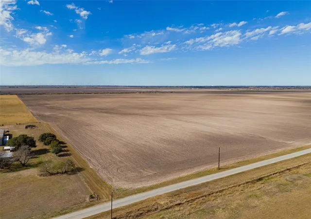 Homes for sale in Sinton, TX | 15213 Fm 1945, Sinton, TX 78387 | MLS# 17395496
