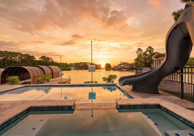 Photo 1 of Mansion for sale at 28560 Oaks On The Water, Montgomery, TX 77356 | MLS# 94878460 | Listing updated on 2026-09-04