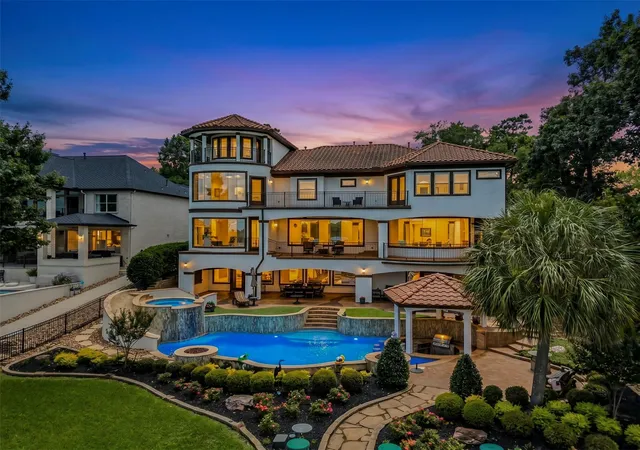 Photo 2 of Mansion for sale at 19996 Crescent Ct, Montgomery, TX 77356 | MLS# 85847871 | Listing updated on 2026-07-22