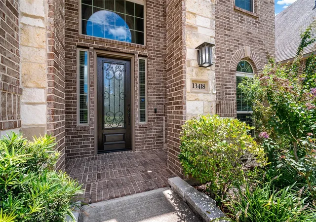 3rd image of 13418 Lansdown St, Rosharon, TX 77583 | MLS# 57239208
