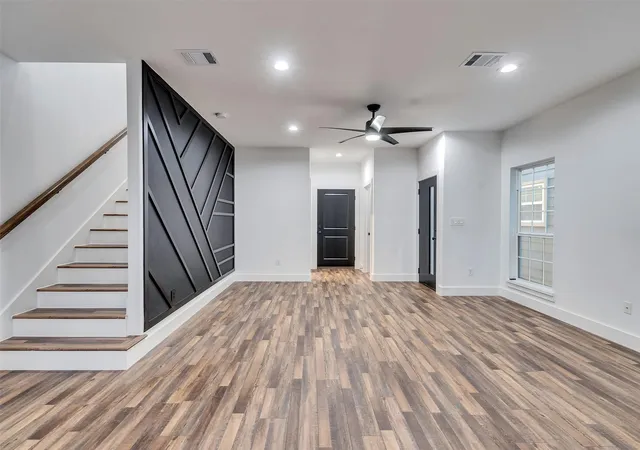 Photo 3 of Single family home for sale at 237 Hahlo St, Houston, TX 77020 | MLS# 73805152 | Listing updated on 2026-07-17