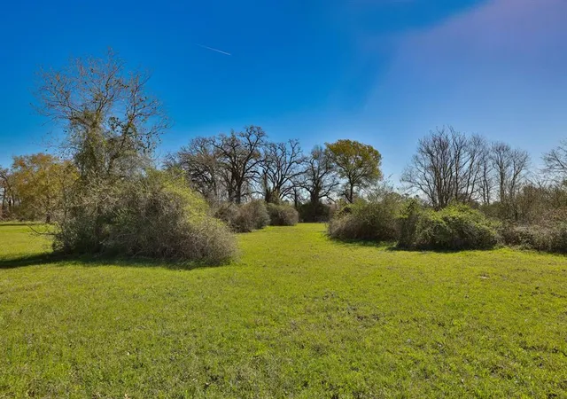 Photo 3 of Sale Pending at 21100 Telephone Rd, Hempstead, TX 77445 | MLS# 81645915 | Listing updated on 2026-08-06