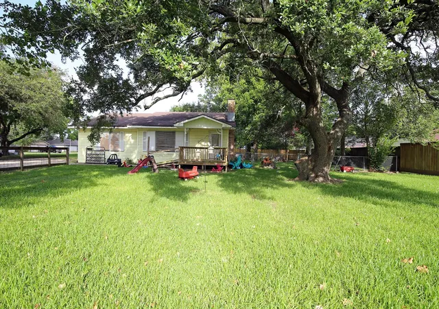 Homes for sale in Santa Fe, TX | 4406 Fm 646, Santa Fe, TX 77510 | MLS# 42102887