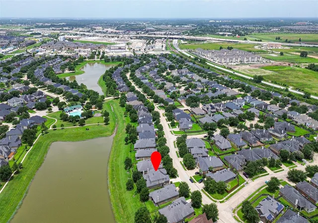 3rd image of 7930 Summer Night Ln, Rosenberg, TX 77469 | MLS# 13030202
