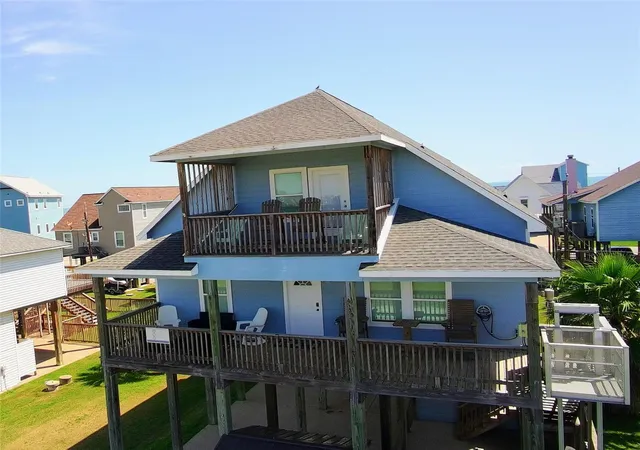 2nd image of 12930 Buccaneer Pkwy, Freeport, TX 77541 | MLS# 59058483