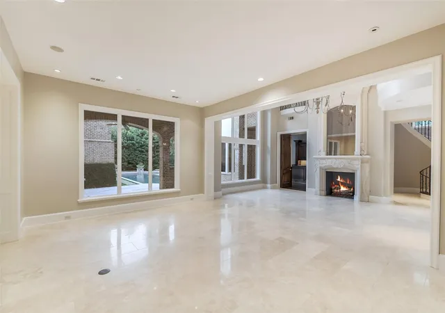 5th image of 5626 Terwilliger Way, Houston, TX 77056 | MLS# 69497172
