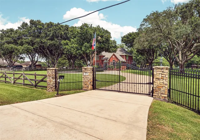 Homes for sale in Richmond, TX | 5110 Cherry Ridge Rd, Richmond, TX 77406 | MLS# 93166528