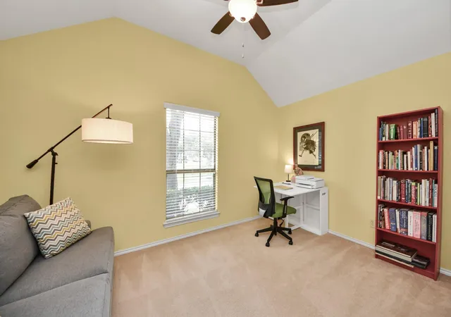 Photo 4 of Single family home for sale at 5115 Carson Hl Ln, Houston, TX 77092 | MLS# 10899206 | Listing updated on 2026-09-12