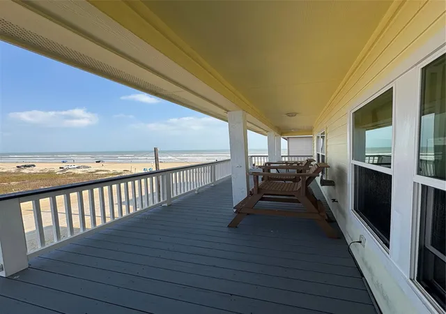 Photo 4 of Single family home for sale at 111 Yucca Ave, Freeport, TX 77541 | MLS# 73290018 | Listing updated on 2026-09-05