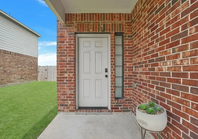 Photo 2 of Single family home for sale at 9106 Saint Laurent Ln, Houston, TX 77044 | MLS# 43580207 | Listing updated on 2026-07-11