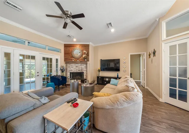 Photo 4 of Single family home for sale at 47 Cloverdale Ct, Montgomery, TX 77356 | MLS# 76347181 | Listing updated on 2026-09-11