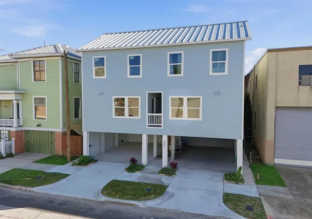 4th image of 2005 Sealy St, Galveston, TX 77550 | MLS# 27574467