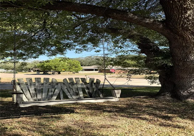 19th image of 6406 Tall Willow Dr, Houston, TX 77088 | MLS# 48654360