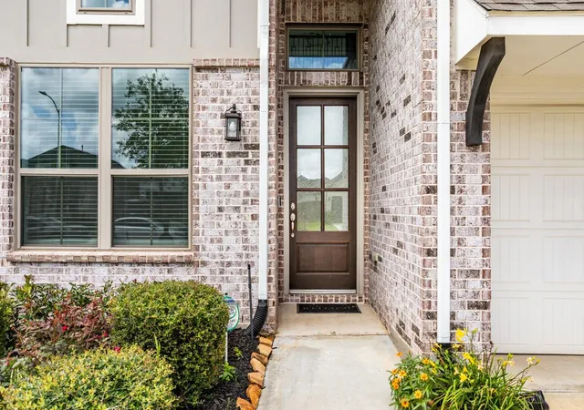 3rd image of 10719 Blossom River Dr, Missouri City, TX 77459 | MLS# 71374979