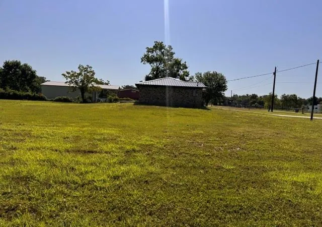 Photo 4 of Single family home for sale at 101 Smilie Xing, Angleton, TX 77515 | MLS# 10014934 | Listing updated on 2026-09-16